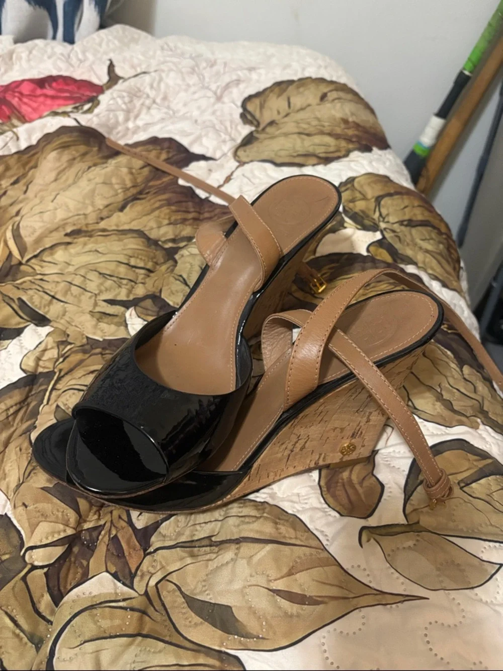 Tory Burch Black Patent and Tan Leather Wedge Sandals - Picture 1 of 1